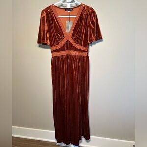 Zilcremo Deep V-Neck Dress Burnt Orange Small